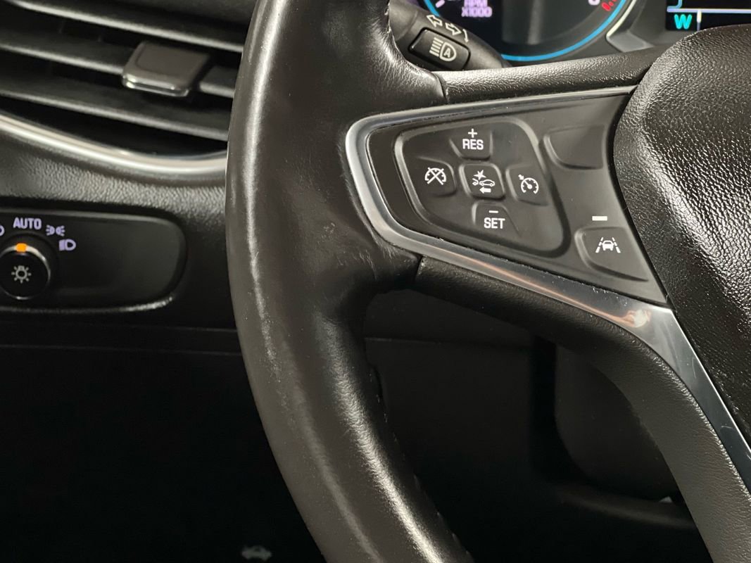 Used 2018 Chevrolet Malibu LT w/ Driver Confidence Package image 25