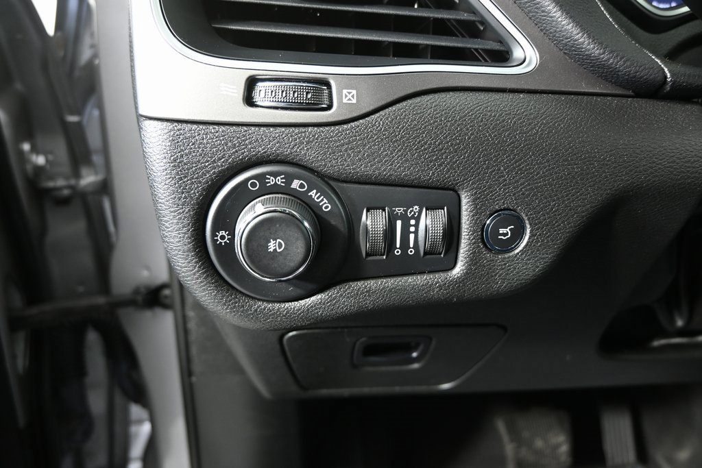 Used 2022 Jeep Cherokee Latitude Lux image 24