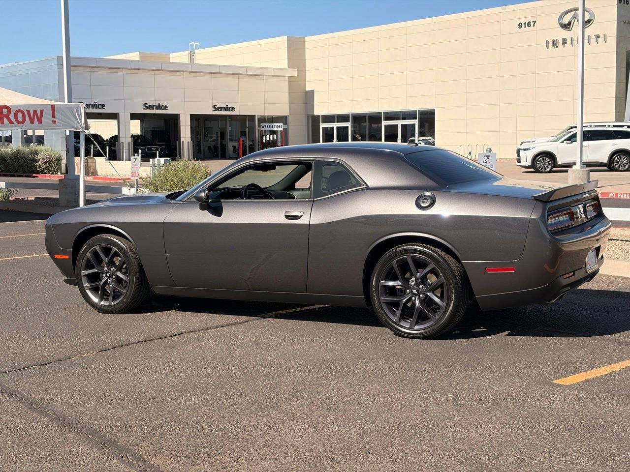 Used 2019 Dodge Challenger SXT w/ Blacktop Package RWD image 32