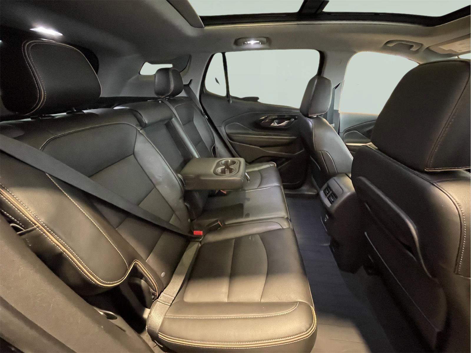 Used 2022 GMC Terrain AT4 w/ Infotainment Package II image 20