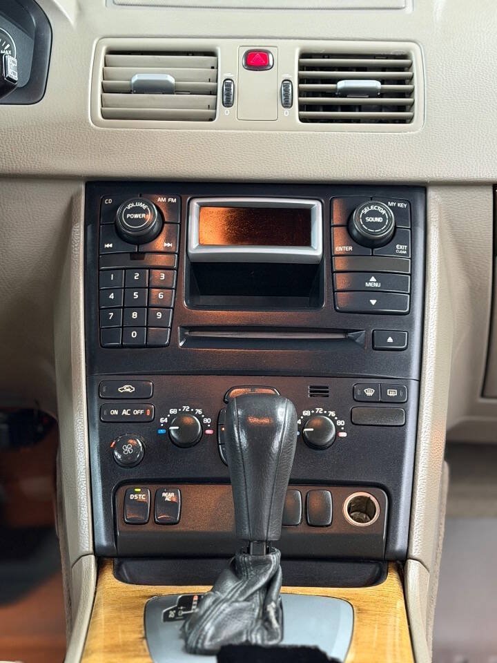 Used 2006 Volvo XC90 Ocean Race Edition AWD/4WD image 13