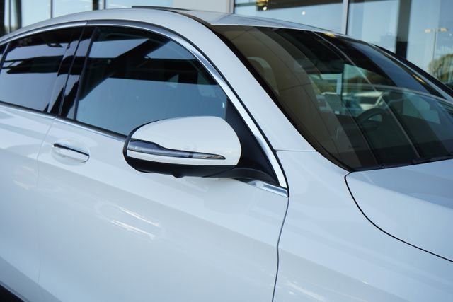 Certified 2023 Mercedes-Benz GLC 300 4MATIC Coupe image 11