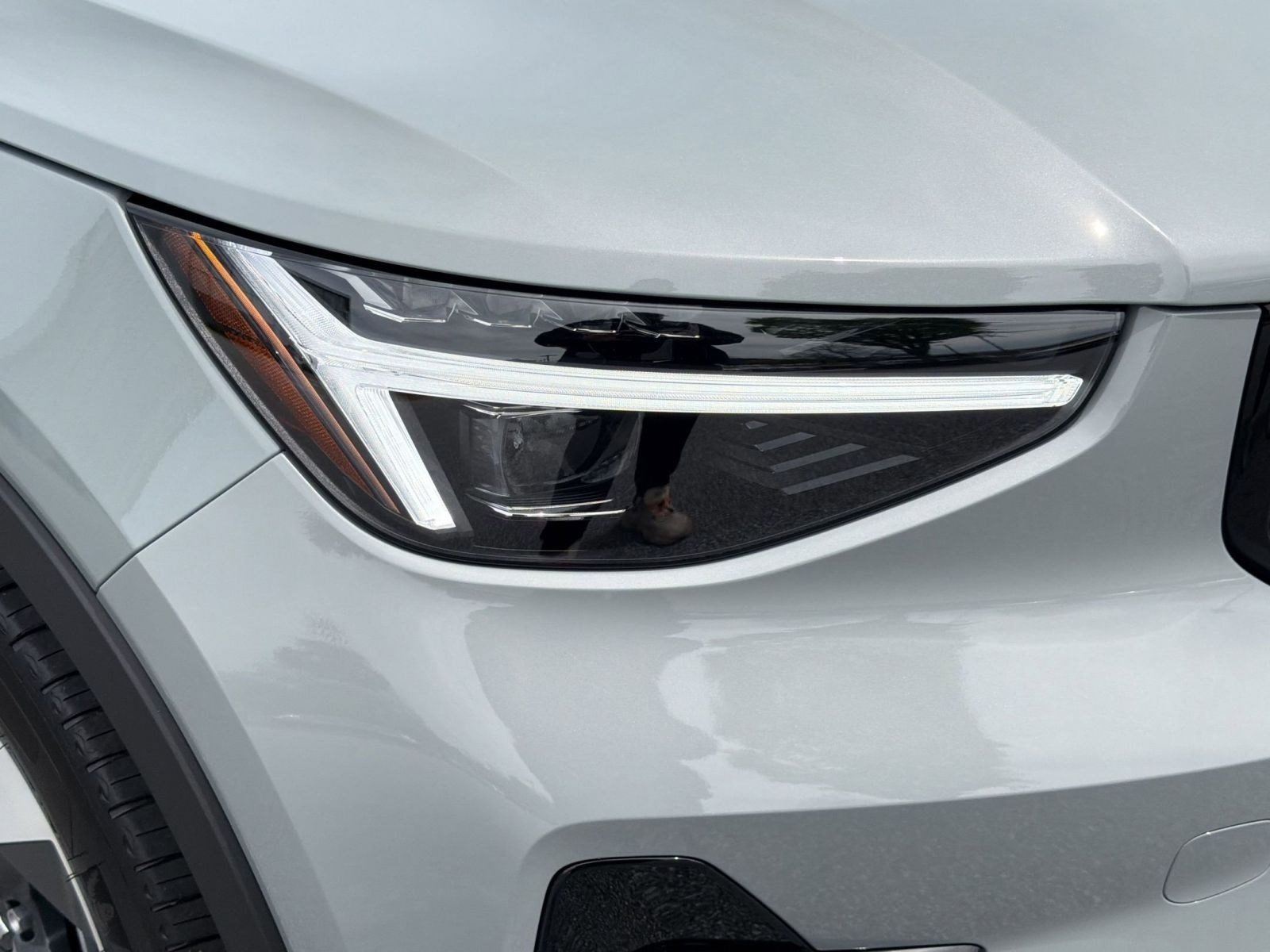 New 2026 Volvo XC40 B5 Plus w/ Protection Package Premier AWD/4WD image 8