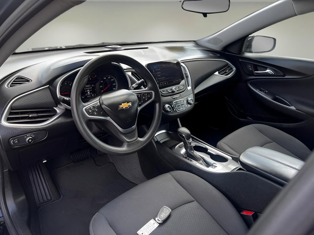 Used 2022 Chevrolet Malibu LT image 10