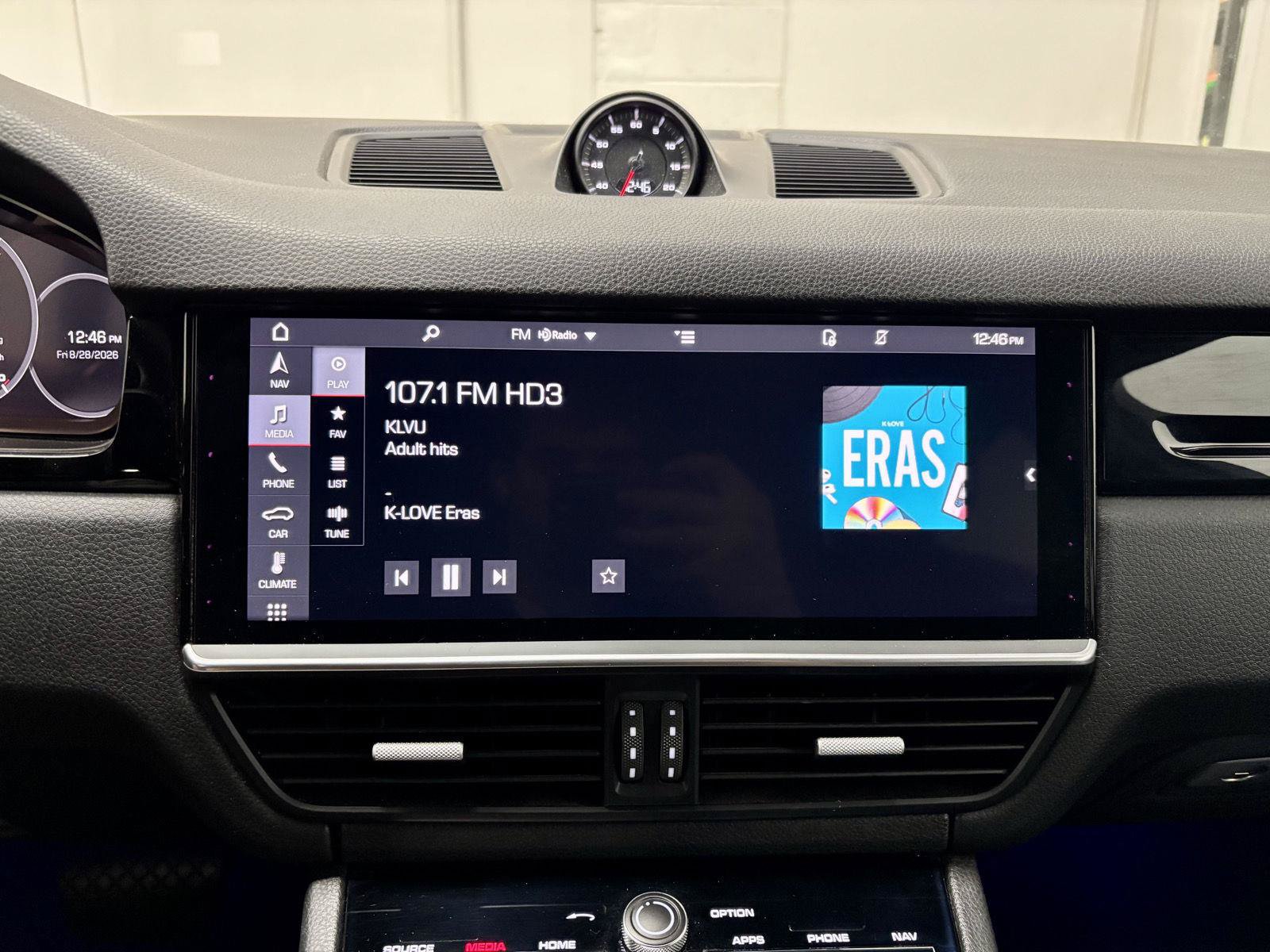 Used 2019 Porsche Cayenne AWD/4WD image 35