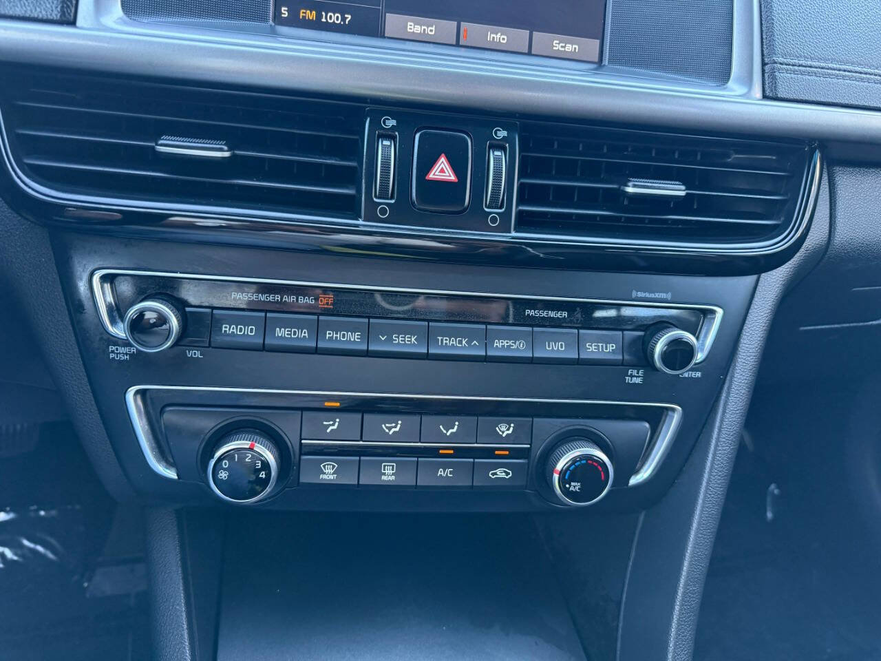 Used 2018 Kia Optima S image 40