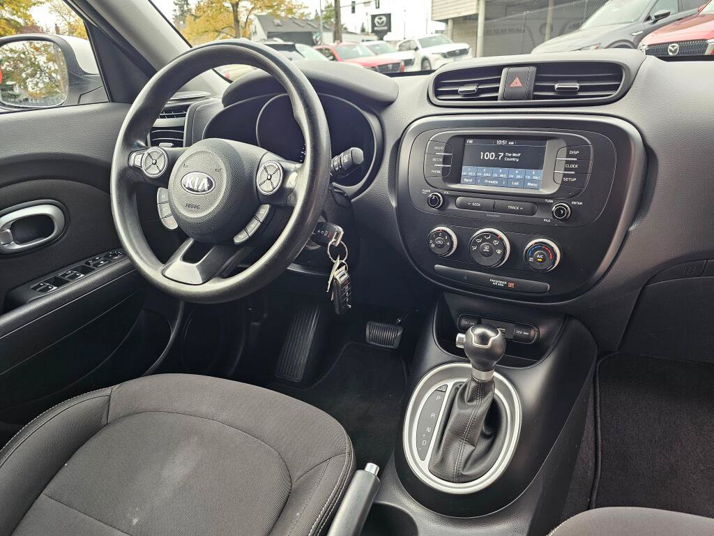 Used 2019 Kia Soul FWD image 12