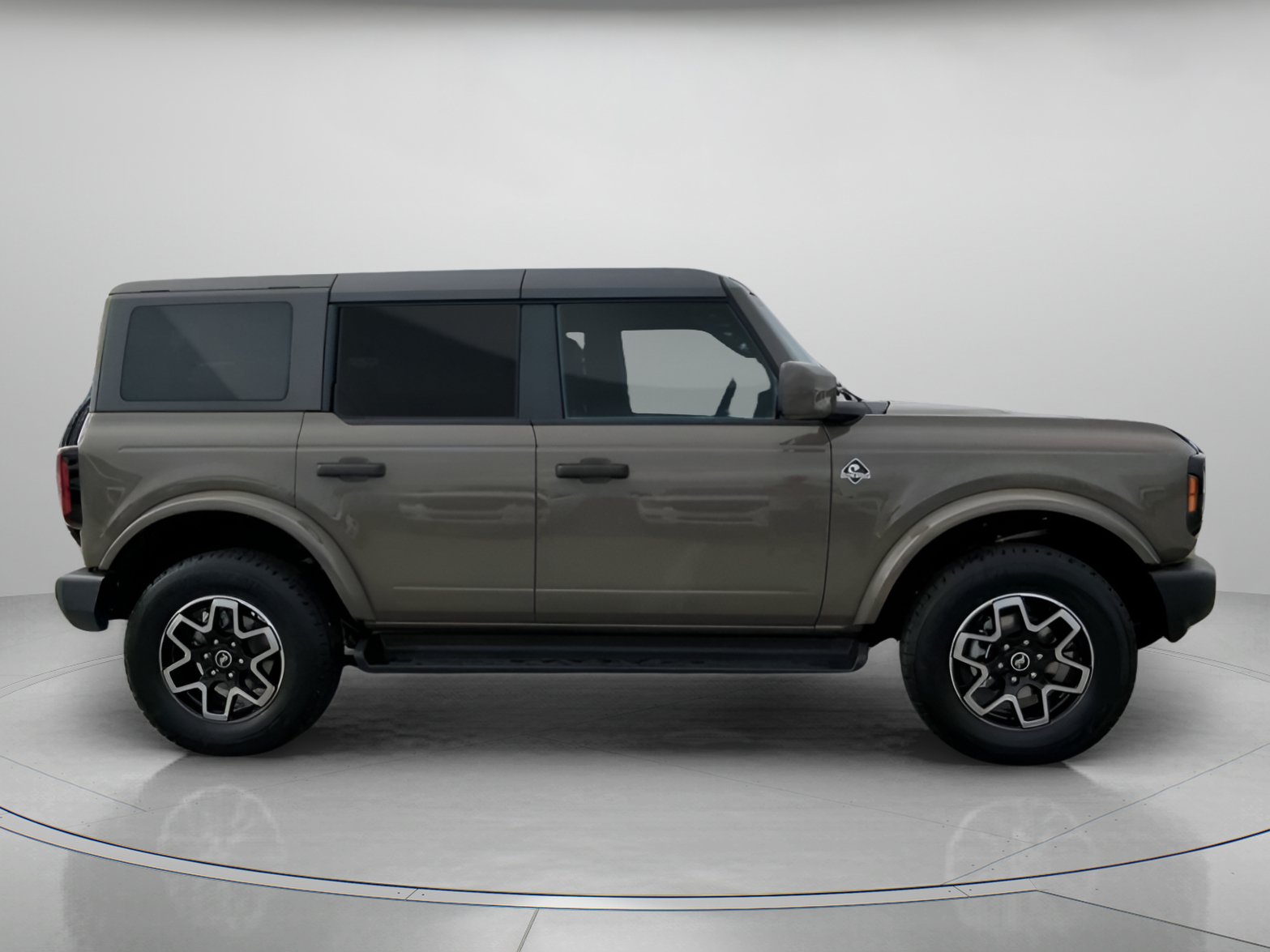 New 2026 Ford Bronco Outer Banks AWD/4WD image 36