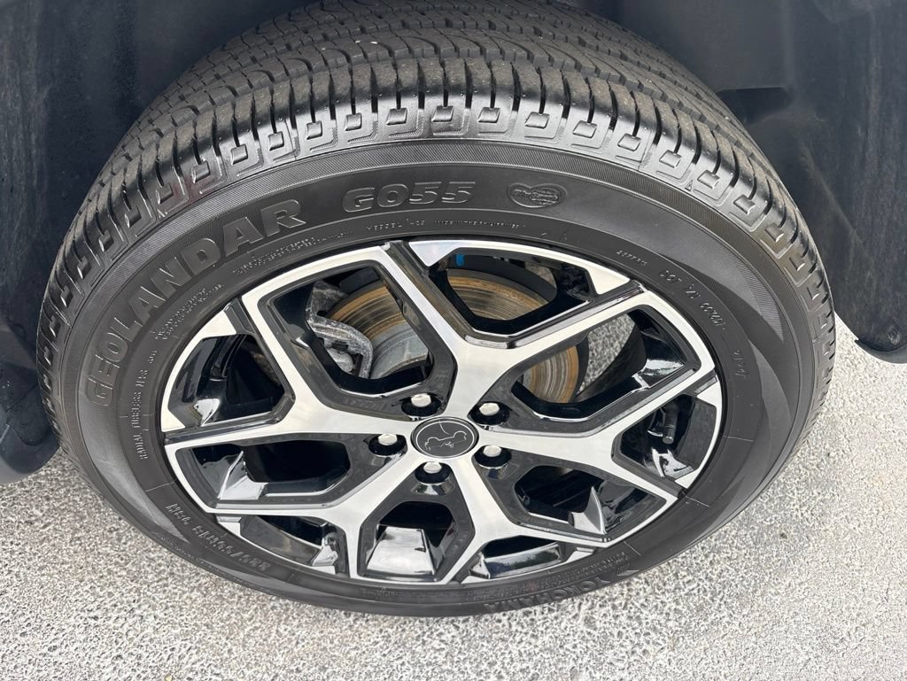 Used 2025 Jeep Compass Limited AWD/4WD image 9