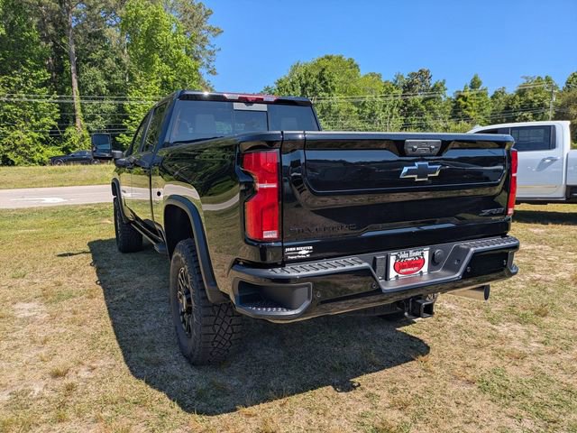 New 2026 Chevrolet Silverado 2500 ZR2 w/ LPO, Dark Essentials Package AWD/4WD image 4