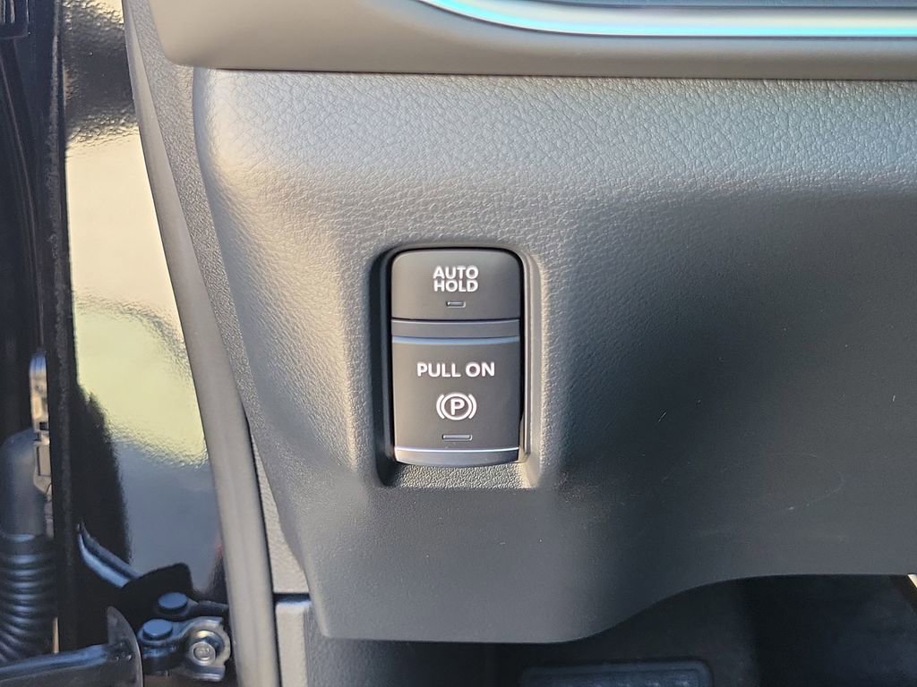 New 2026 Nissan Armada SV image 30