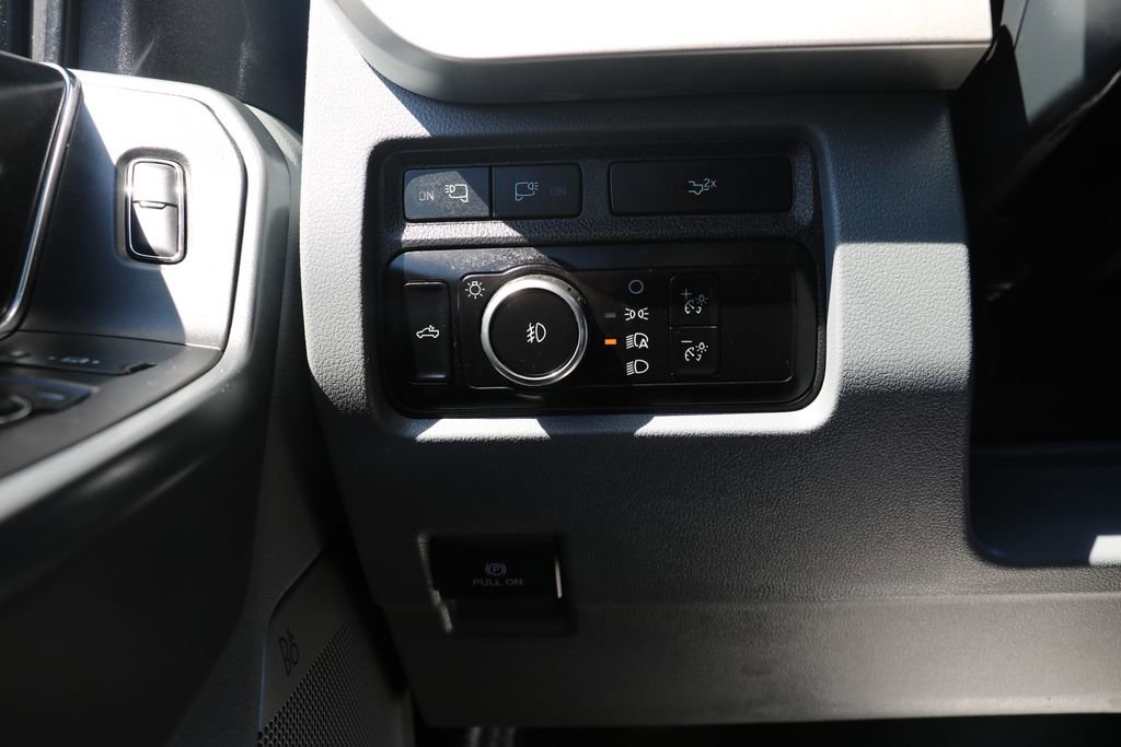 Used 2023 Ford F250 XLT w/ XLT Premium Package image 10