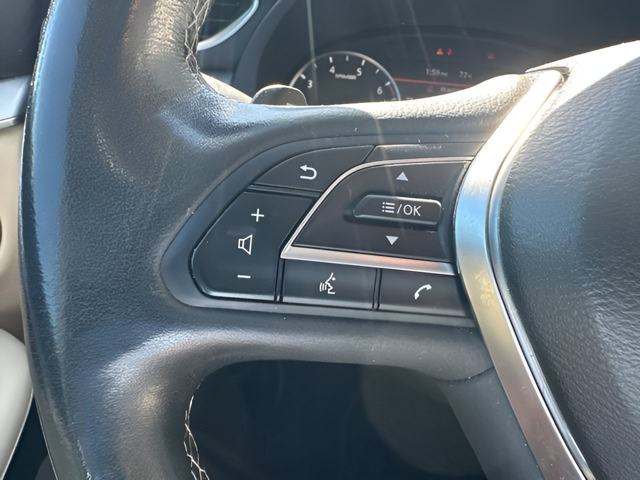 Used 2019 INFINITI QX50 Essential w/ Proactive Package AWD/4WD image 19