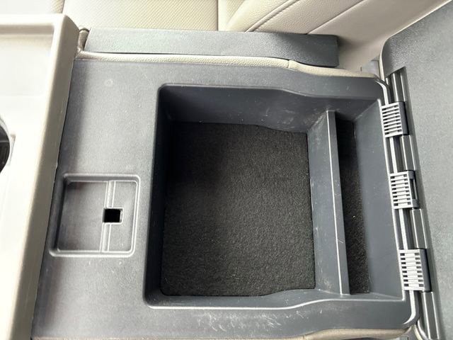 Used 2022 Ford F350 XL w/ Power Equipment Group image 26