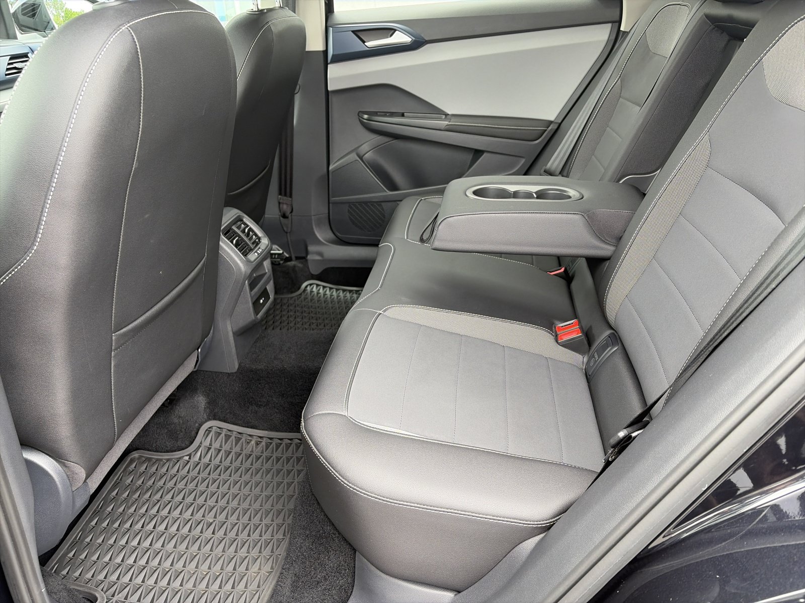 Certified 2024 Volkswagen Taos SE AWD/4WD image 24