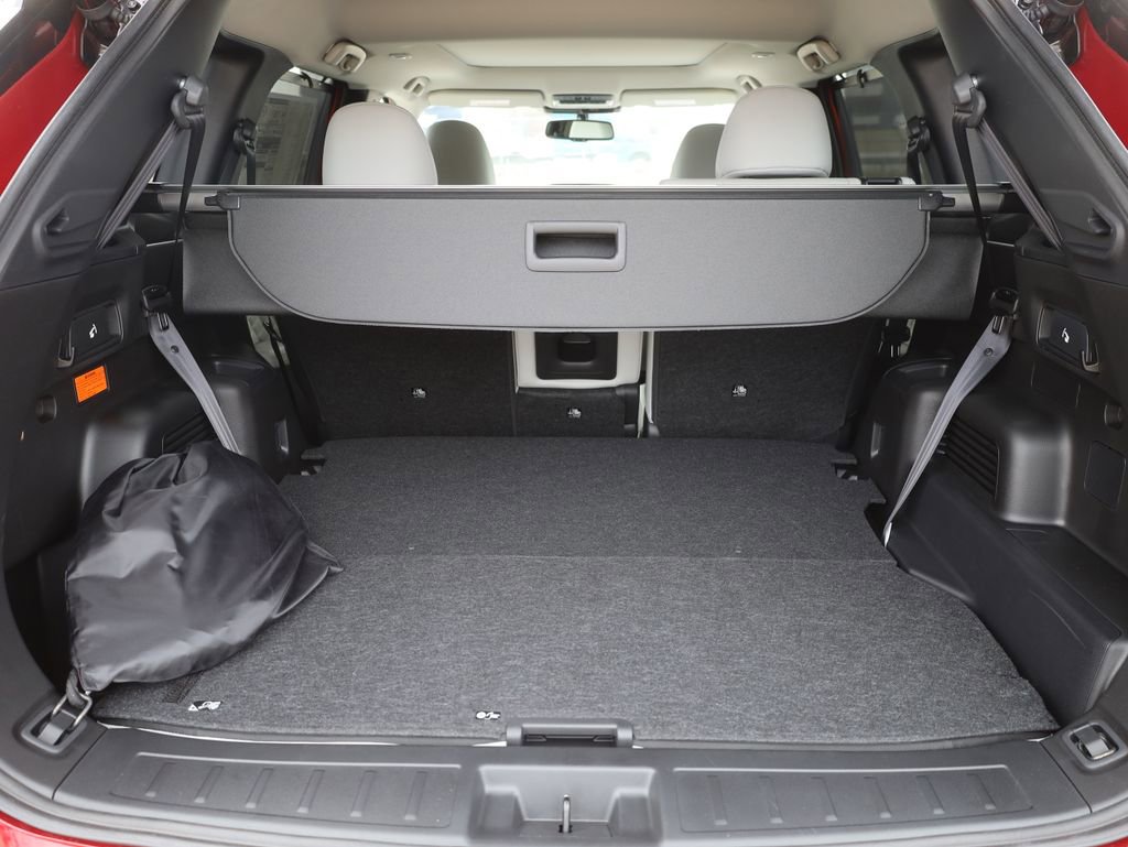 New 2025 Mitsubishi Outlander SEL image 24