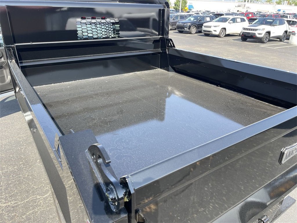 New 2025 Chevrolet Silverado 3500 W/T image 17