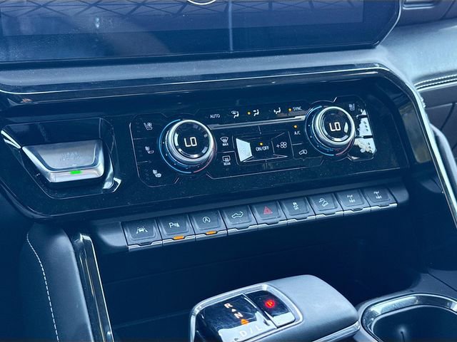 Used 2024 GMC Sierra 1500 AT4X AWD/4WD image 31