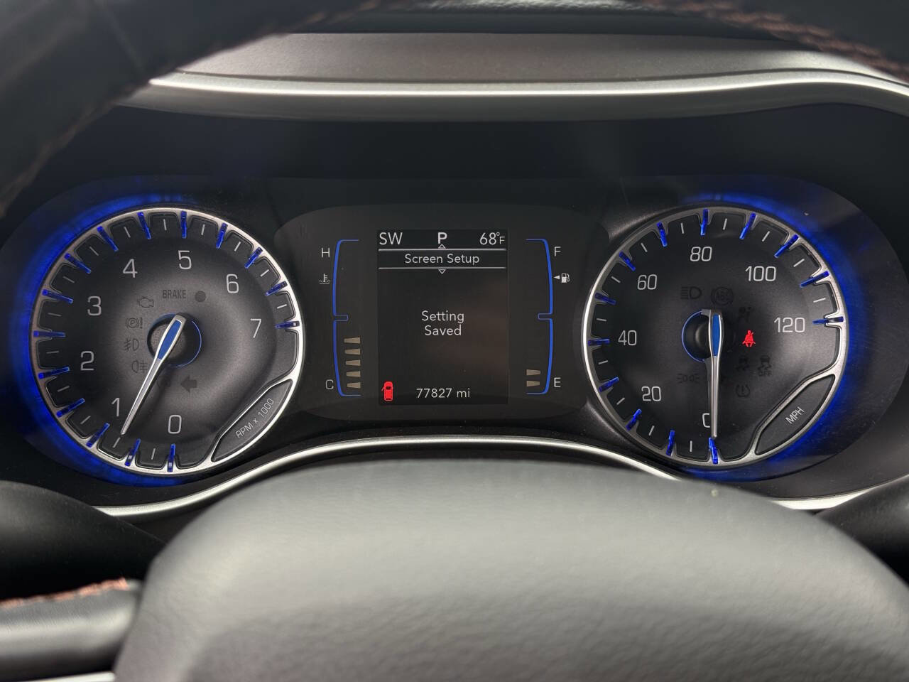 Used 2020 Chrysler Pacifica Touring-L FWD image 17