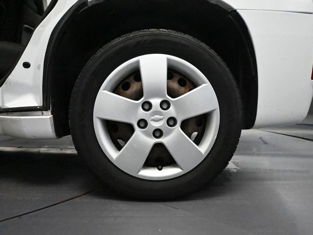 Used 2009 Chevrolet HHR LS image 11