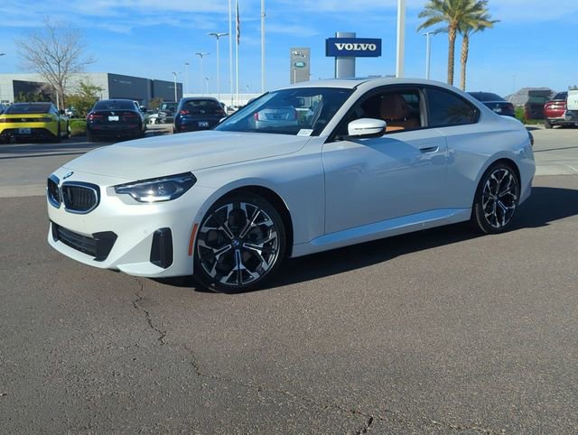 Used 2026 BMW 230i Coupe w/ Convenience Package image 2