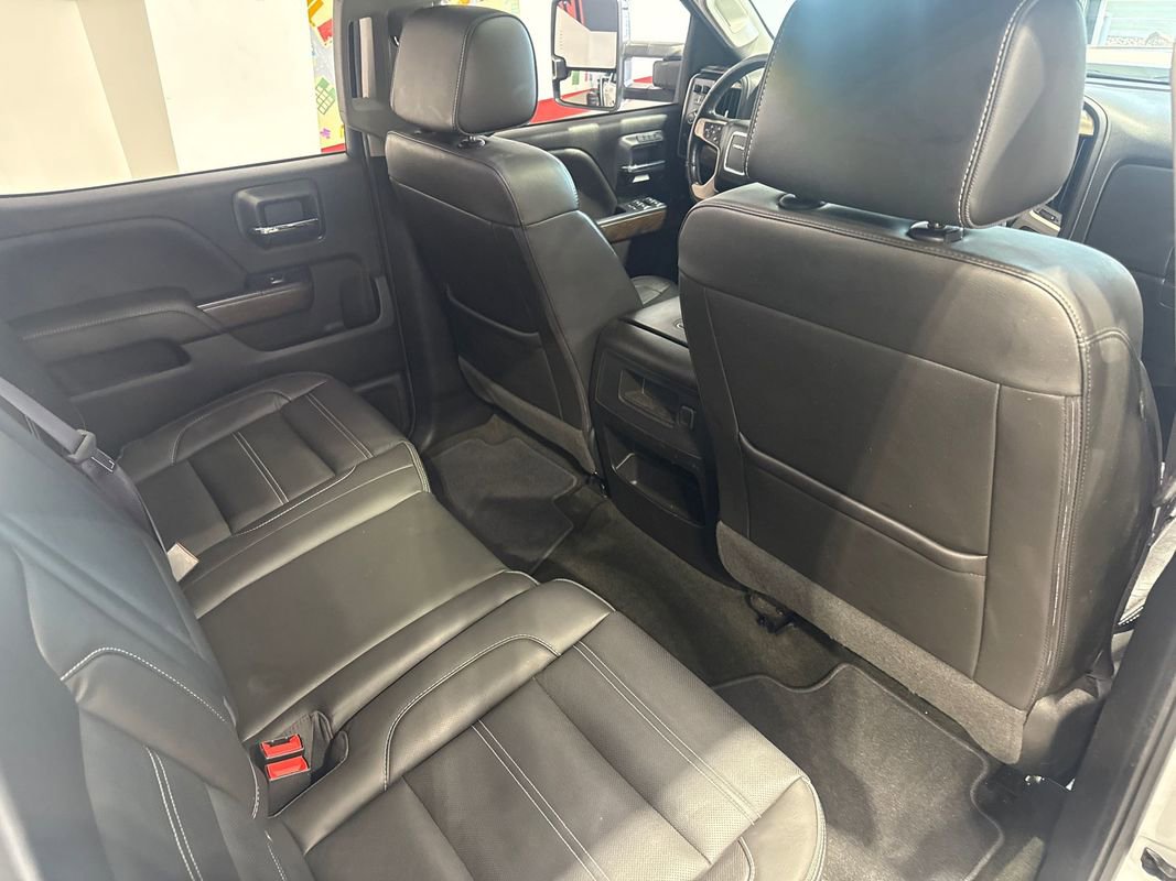 Used 2017 GMC Sierra 3500 Denali image 75