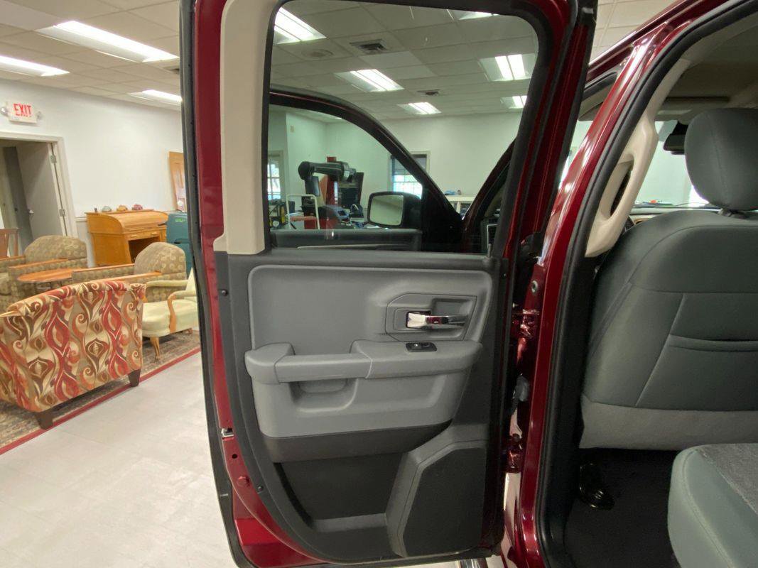 Used 2018 RAM 1500 Big Horn image 11