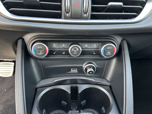 Used 2023 Alfa Romeo Stelvio Veloce image 21