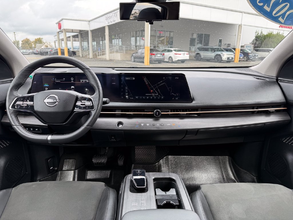 Used 2023 Nissan Ariya FWD image 22