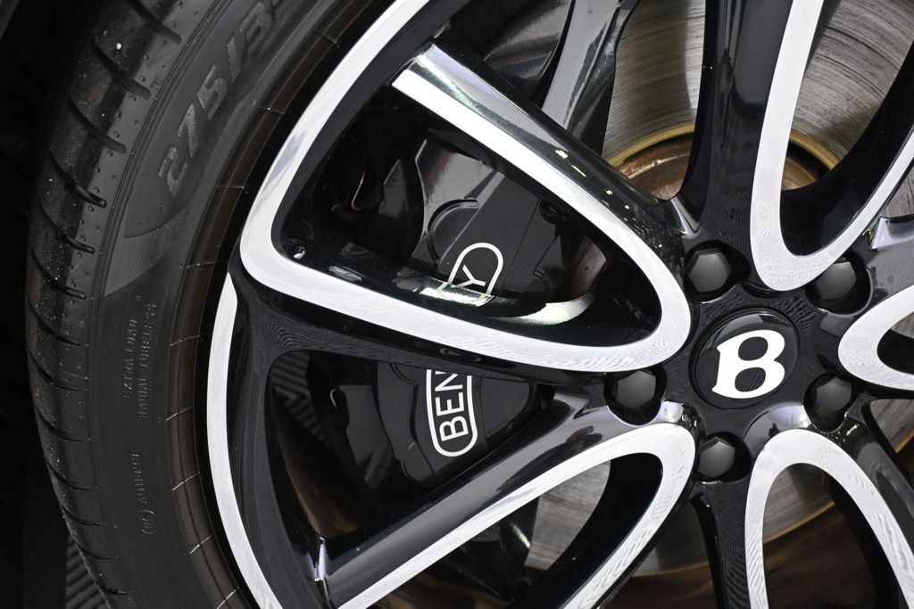 Used 2024 Bentley Continental GT AWD/4WD image 23