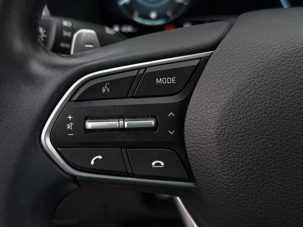 Used 2023 Hyundai Santa Fe SEL Premium image 17