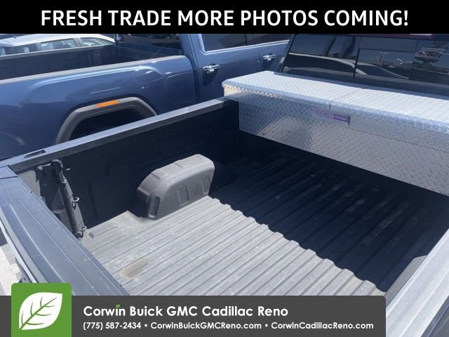 Used 2022 GMC Sierra 1500 SLT w/ SLT Premium Plus Package AWD/4WD image 3