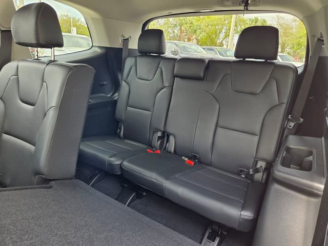 Used 2024 Kia Telluride LX image 13