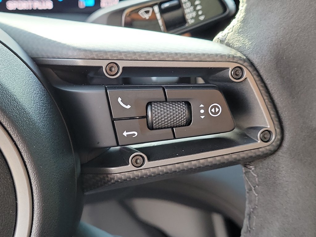 Certified 2025 Porsche Taycan 4S AWD/4WD image 37