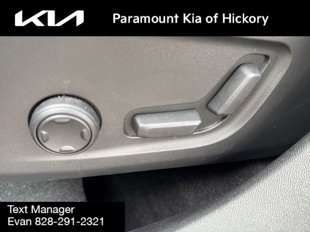 Used 2021 Volvo XC40 T5 R-Design w/ Advanced Package image 20