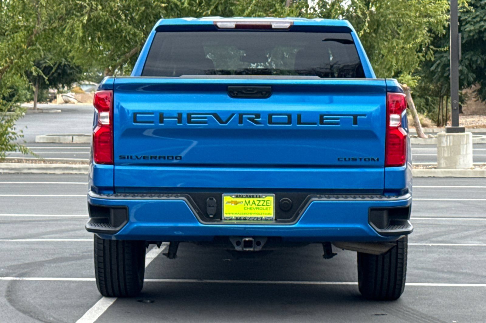 Used 2023 Chevrolet Silverado 1500 Custom w/ LPO, Dark Essentials Package RWD image 11