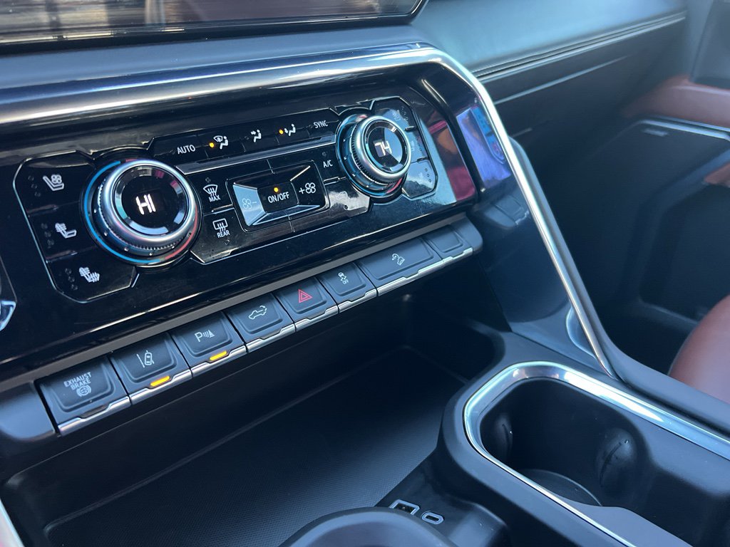 Certified 2024 GMC Sierra 2500 Denali Ultimate image 28