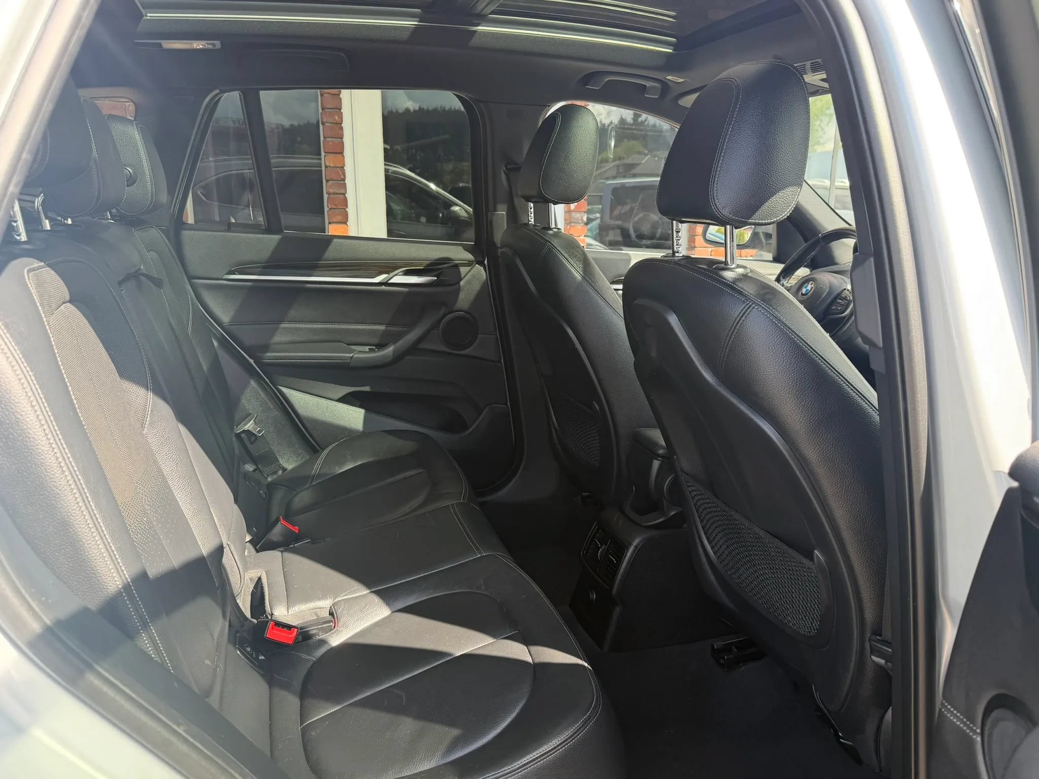Used 2017 BMW X1 xDrive28i AWD/4WD image 12