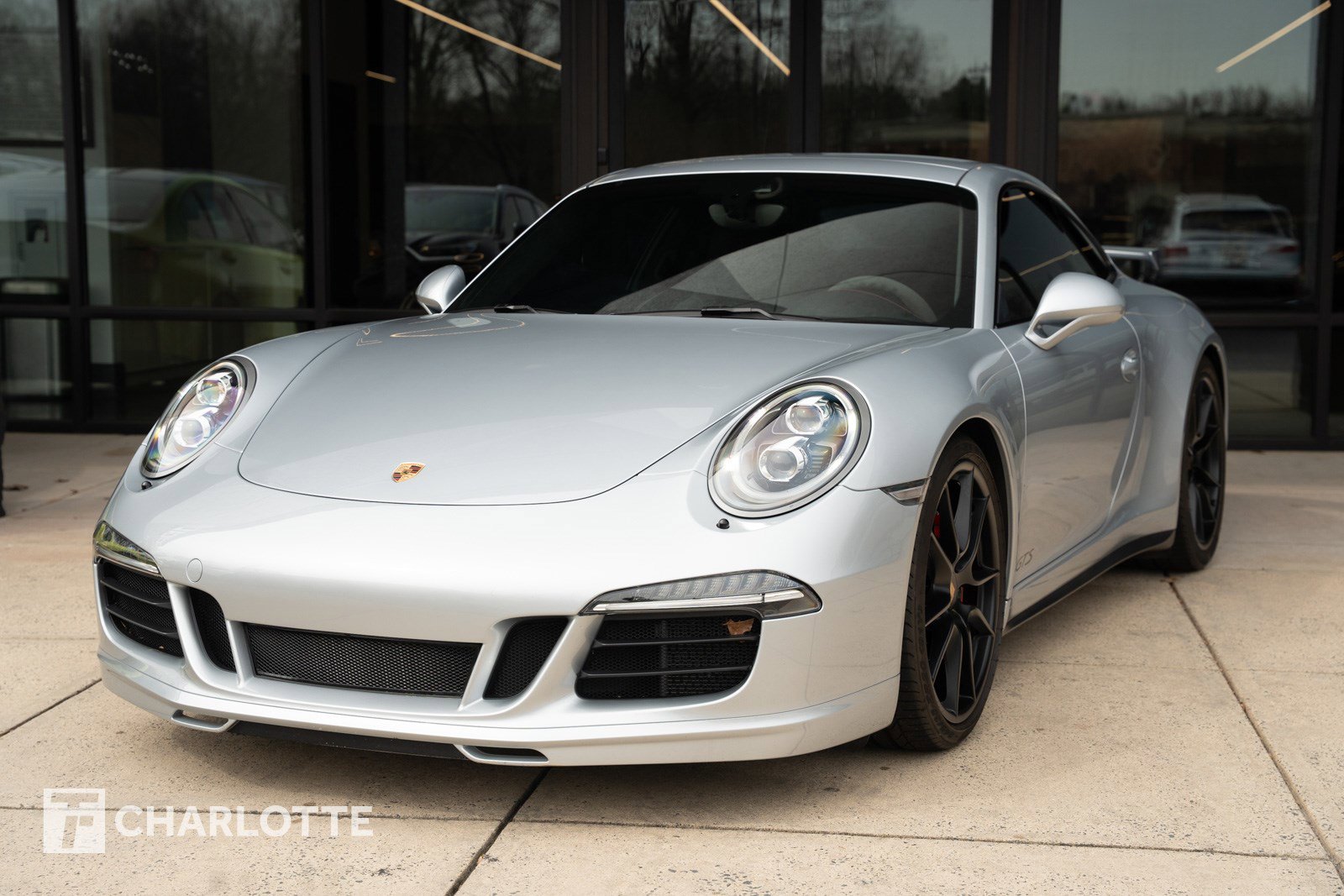 Used 2015 Porsche 911 Carrera GTS image 6