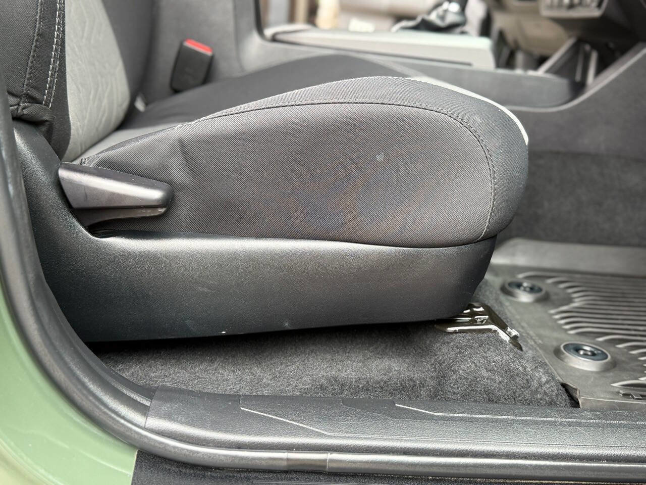 Used 2022 Toyota Tacoma TRD Off-Road image 45