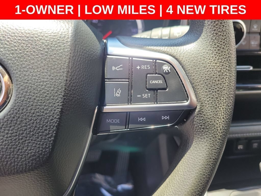 Used 2021 Toyota Highlander L FWD image 26