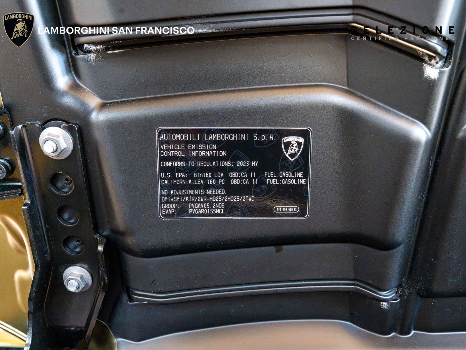Used 2023 Lamborghini Huracan EVO RWD image 86