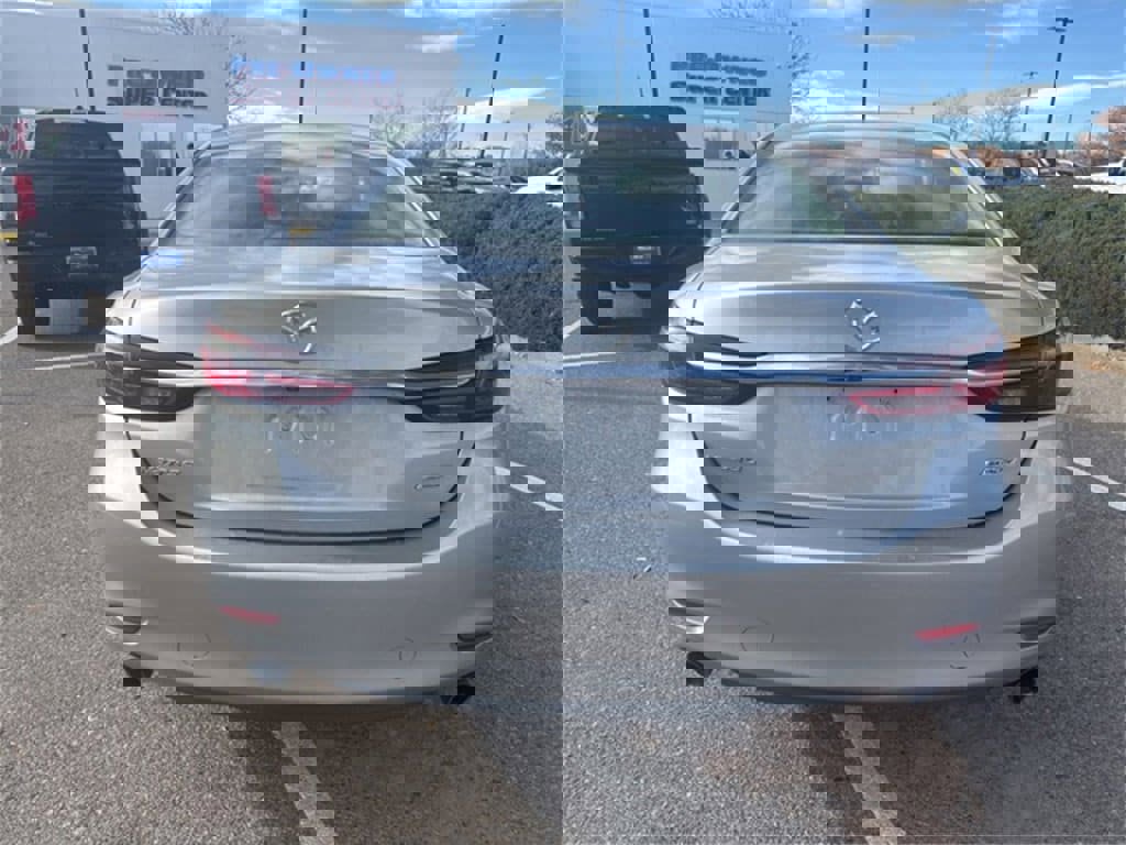 Used 2018 MAZDA MAZDA6 Touring image 4