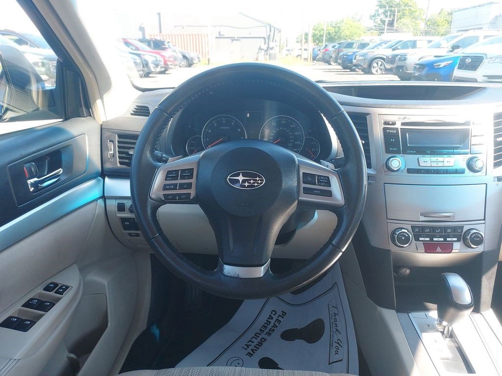 Used 2013 Subaru Legacy 2.5i Premium w/ All-Weather Pkg AWD/4WD image 10