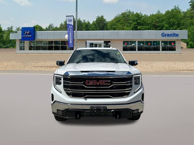 Used 2023 GMC Sierra 1500 SLT w/ SLT Premium Package AWD/4WD image 3