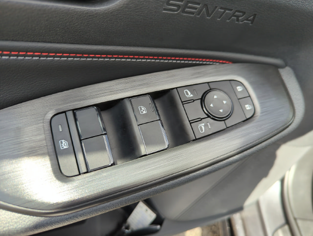 Used 2026 Nissan Sentra SR w/ Floor Mat Package FWD image 61