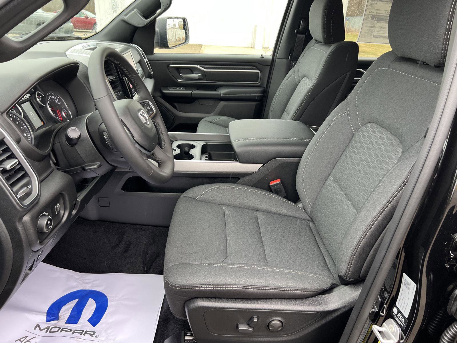 New 2026 RAM 1500 Big Horn w/ Night Edition image 13