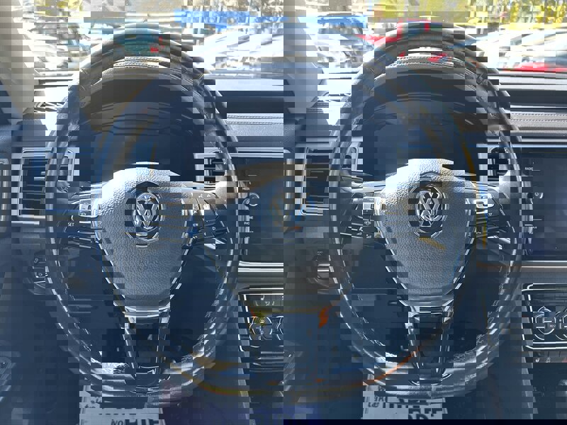 Used 2019 Volkswagen Atlas SEL image 15