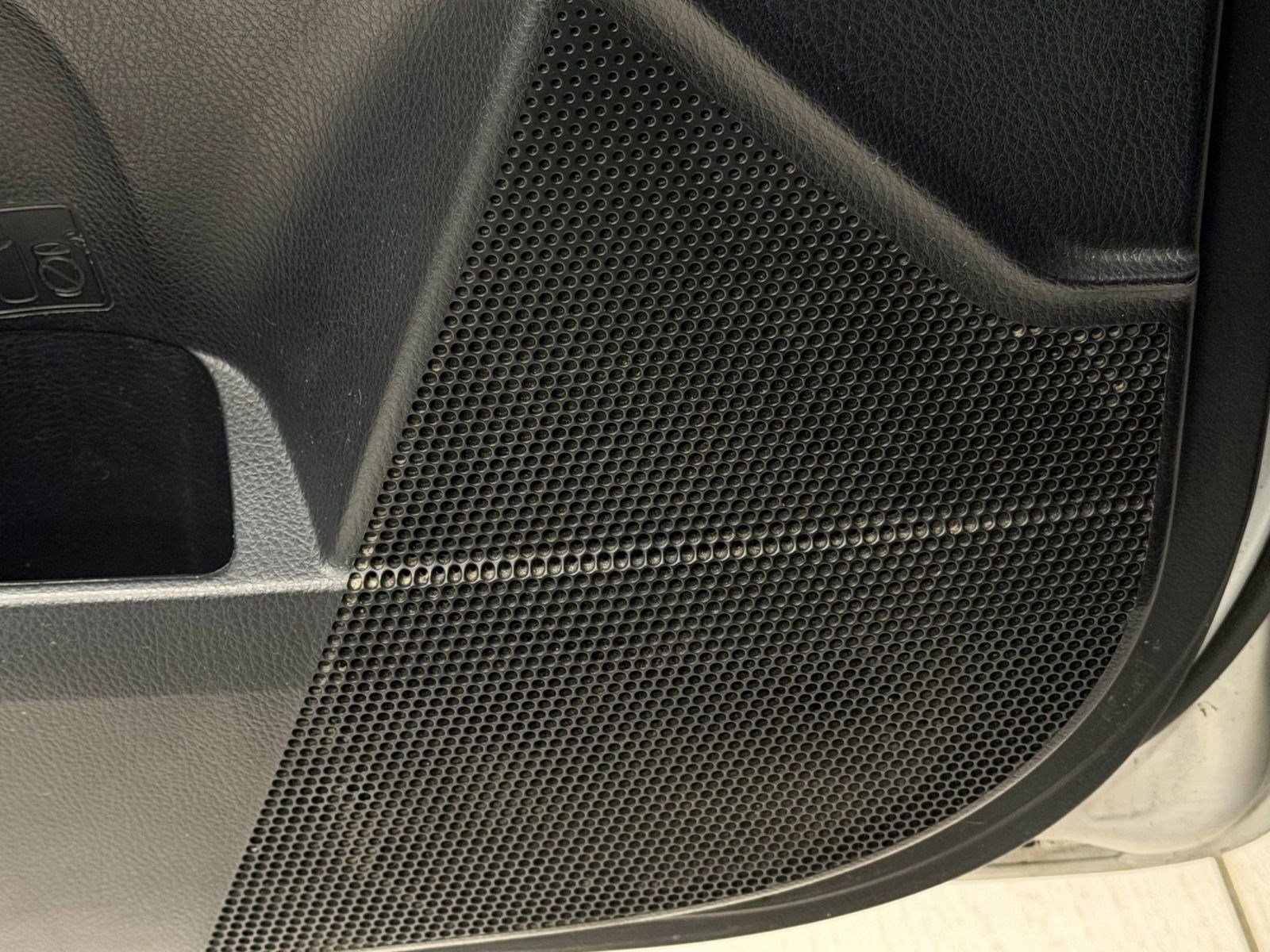 Used 2016 Toyota Corolla L FWD image 19