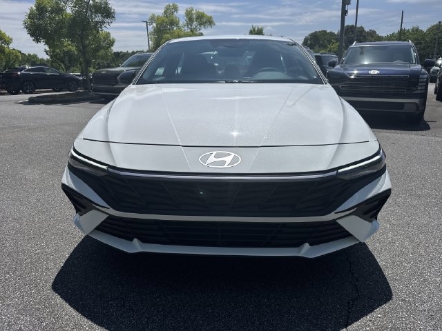 New 2026 Hyundai Elantra Sport FWD image 2